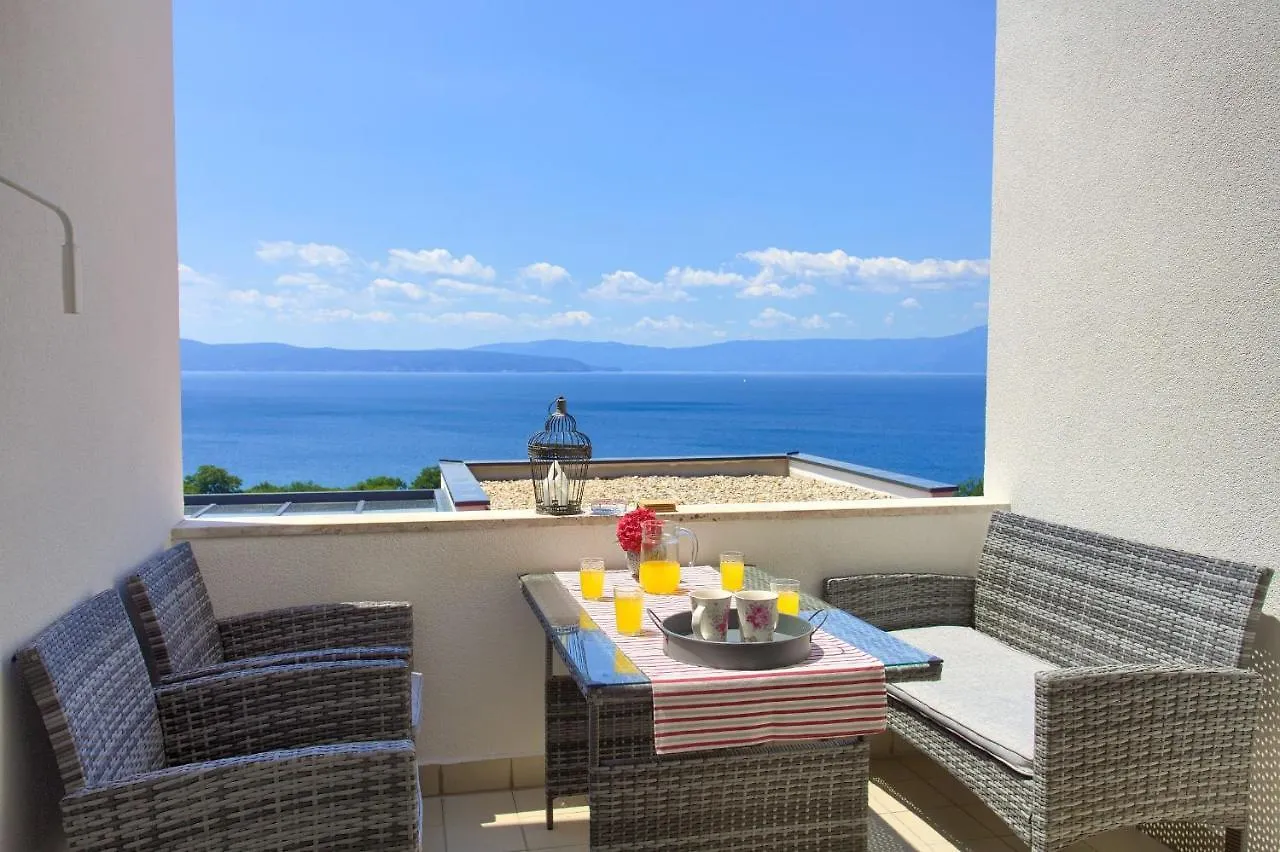 Apartments With A Parking Space Njivice, Krk - 20898 Croatia